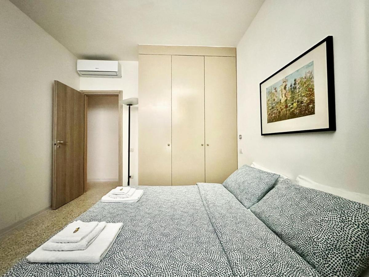 Navigli Apartments Milan Bagian luar foto